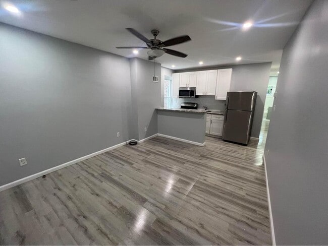 Sparks St - Sparks St Apartment