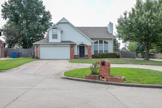 Foto del edificio - Gorgeous 4 Bedroom Remodel, Union Schools!