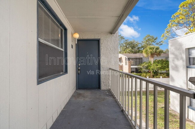 Foto del edificio - 5111 Curry Ford Rd