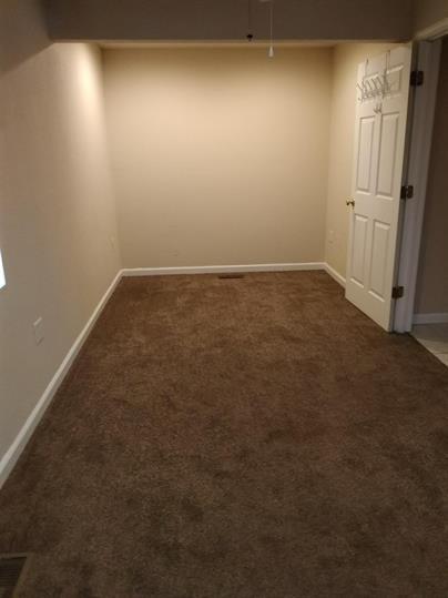 Foto principal - 319 E Mill St