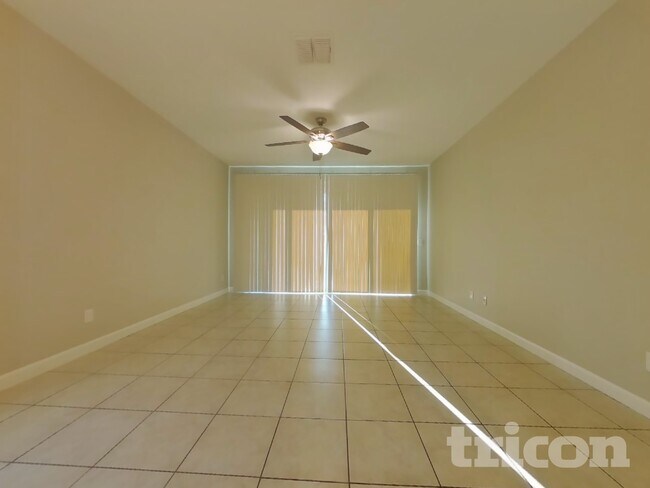 Building Photo - 2473 S 235th Dr