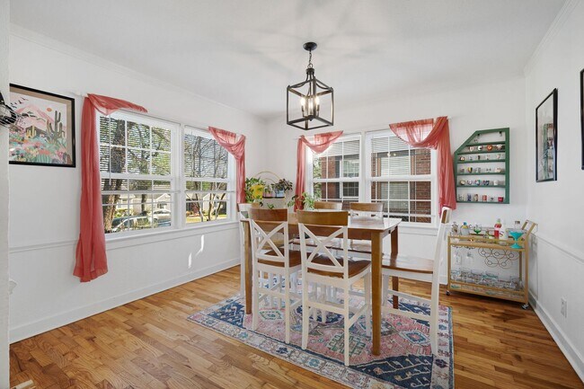 Foto del edificio - MOVE IN SPECIAL PARK HILL HOUSE