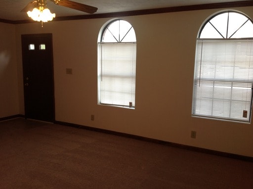 Building Photo - 2601 Parkside Way