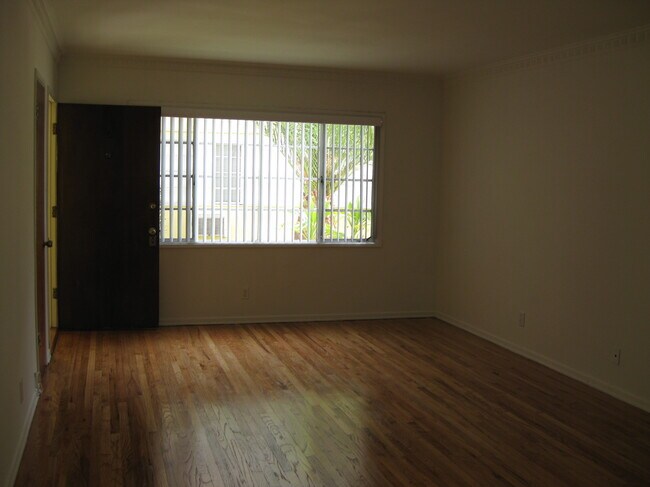 Foto del edificio - 11317 Otsego St