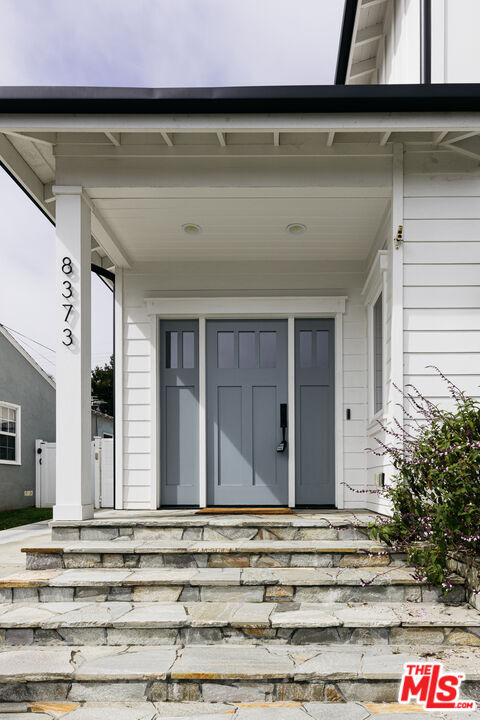Foto del edificio - 8373 Westlawn Ave