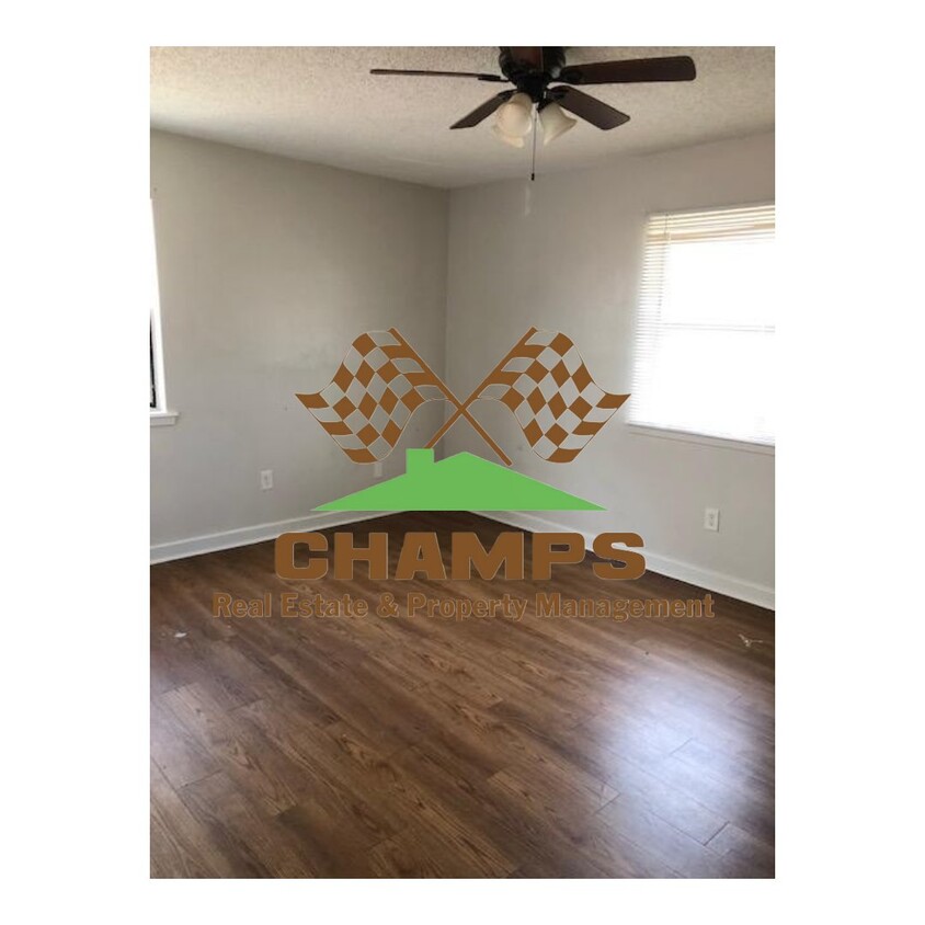 Building Photo - 2 BR apartment available for rent in Lafayette