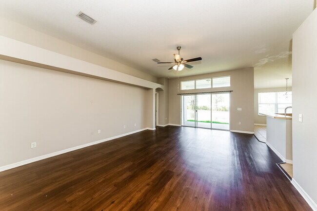 Building Photo - 13731 Ogakor Dr