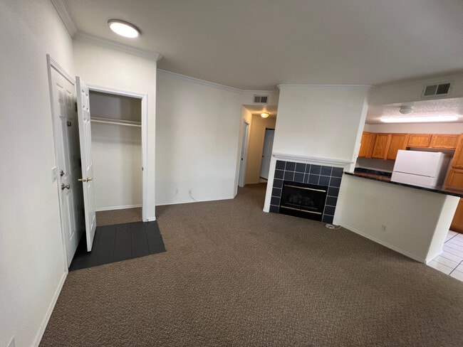 Building Photo - 3750 Penny Point