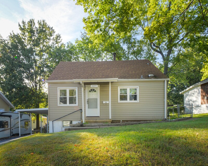 2205 Wismer Ave, Overland, MO 63114 House for Rent in Overland, MO