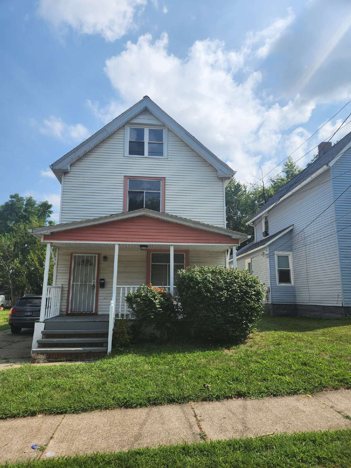 7515 Ottawa Rd Cleveland, OH 44105 – photo 1
