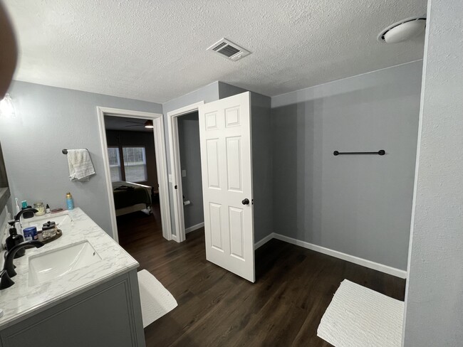 Foto del edificio - 11872 NE 207th Ct
