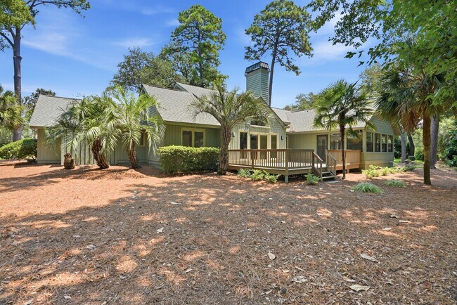 Foto del edificio - Enjoy Lowcountry living in this beautifully updated 3-Bed, 2-Bath home in Moss Creek!