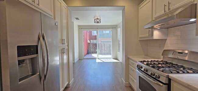 Building Photo - 845 Bronze Ln