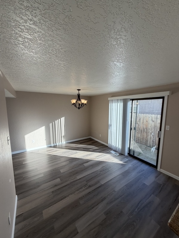 Foto del edificio - 1202 Morrow Rd