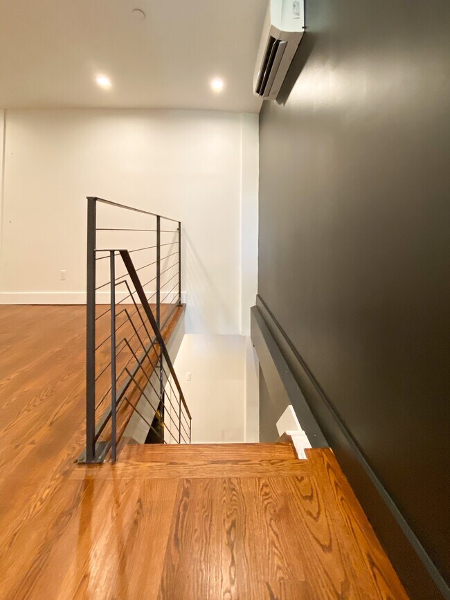 Foto del edificio - 681 Franklin Ave