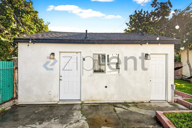 Foto del edificio - 3300 Wisconsin Ave