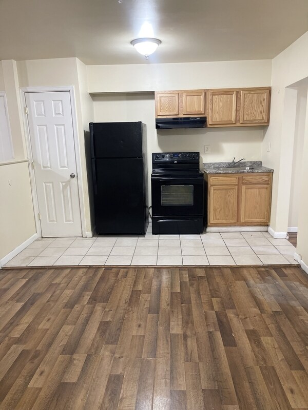 Foto del edificio - 313 S 60th St