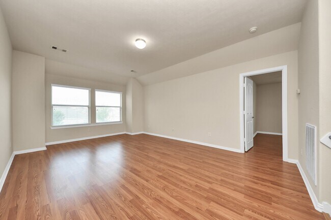 Foto del edificio - 24503 Hikers Bend Dr