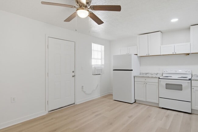 Photo - 1824 Grayson Apartment