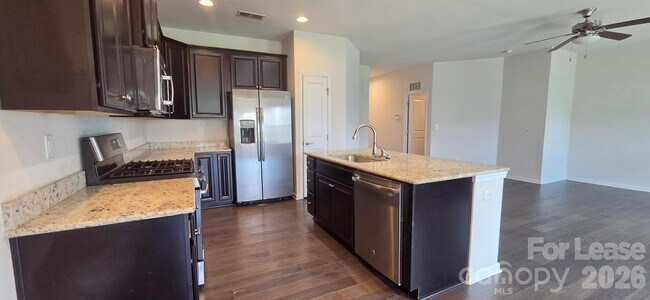 Foto del edificio - 7347 Raylee Ave SW