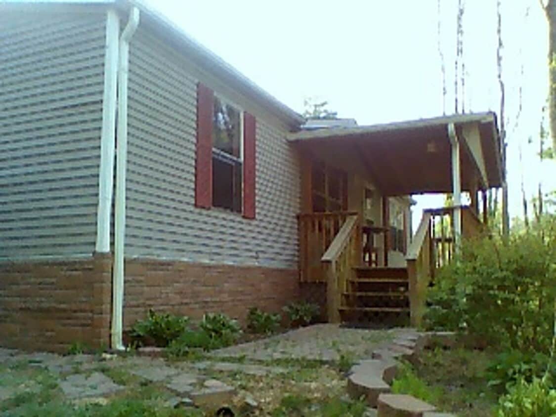 Primary Photo - Quiet 3 Bedroom in Burnsville