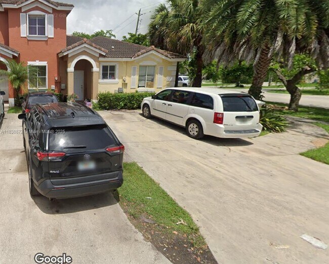 Foto del edificio - 4 SW 15th Rd