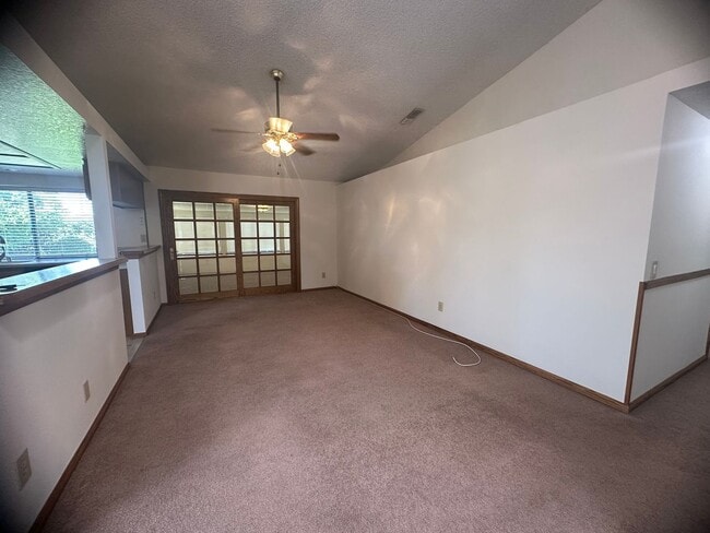 Building Photo - 3094 Bangor Ave N