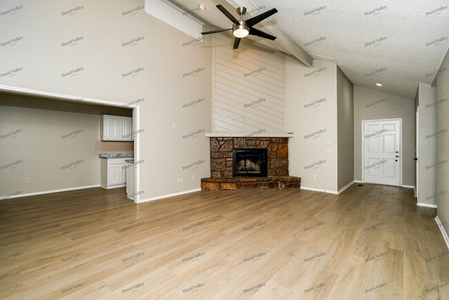 Building Photo - 2905 W Galveston Pl