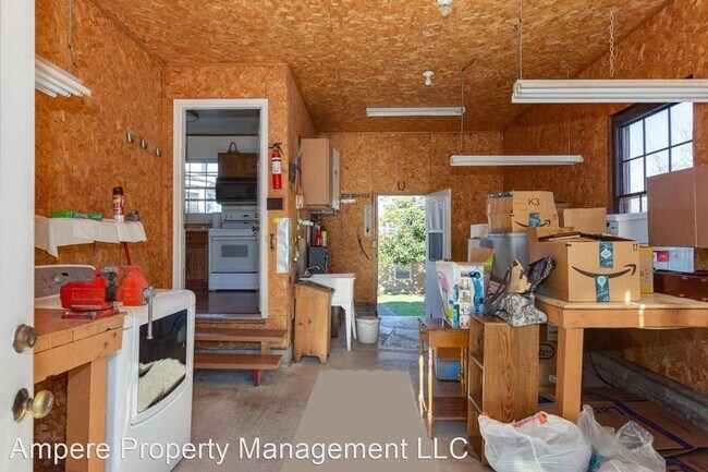 Building Photo - 2 br, 1 bath House - 3611 Wimberly Lane