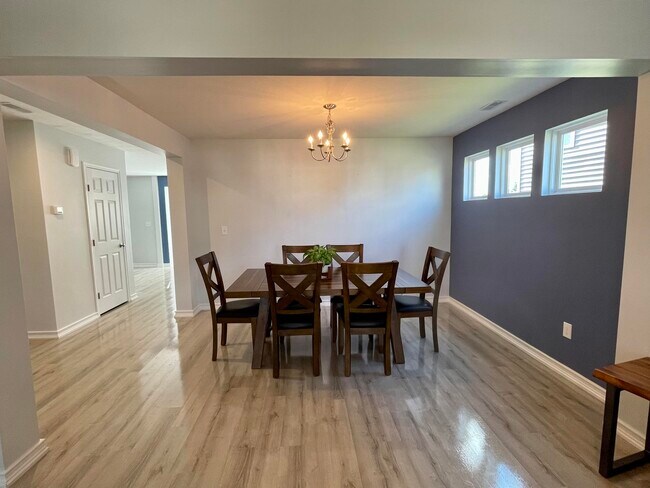 Building Photo - 2375 Slaney Ln