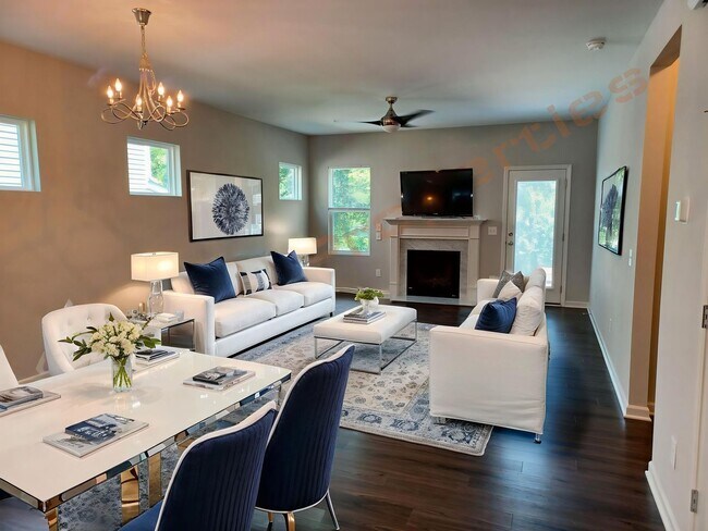 Foto del edificio - Beautiful Energy Efficient 3-BR Home w/Solar Panels at Lincoln Heights! Available Now!