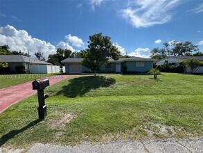 Building Photo - 1785 Birch Dr
