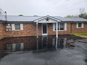 Building Photo - 275 Emerald Rd