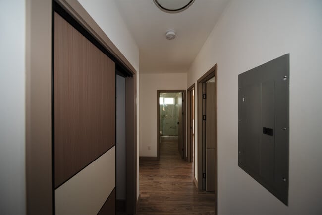 Foto del edificio - 1526 Hooli Cir