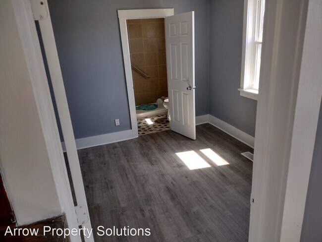 Foto del edificio - 2 br, 1 bath House - 218 N. Mill St.