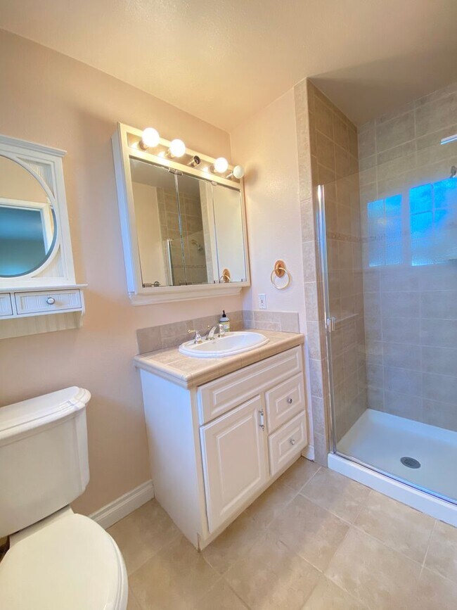 Foto del edificio - 3 Bed 2 Bath Single Family Home In Concord