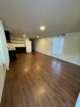 Building Photo - 1938 Garden Rd