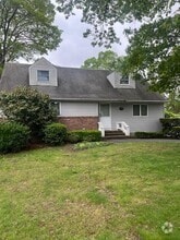 Building Photo - 120 Cerny Pl
