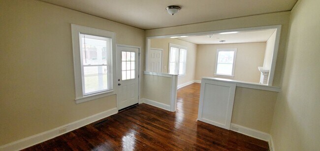 Building Photo - Fantastic 2BR, 1BA Durham Home with a Large Yard