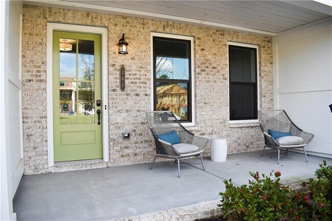 Foto del edificio - 140 Harlow Cir