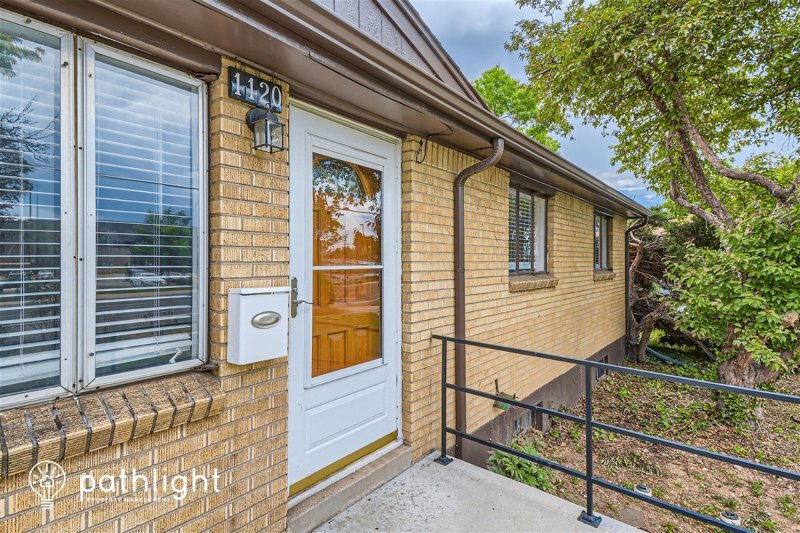 Foto principal - 1120 W Oxford Ave