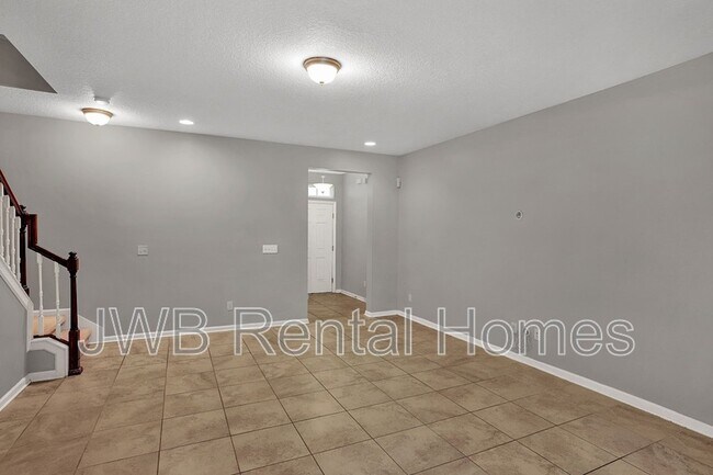 Building Photo - 409 Richmond Dr