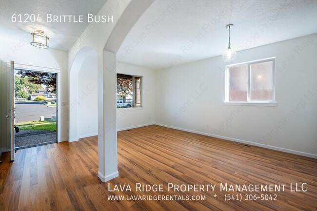 Foto del edificio - 61204 Brittle Bush St