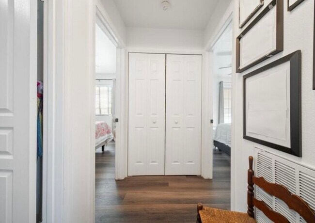 Foto del edificio - 1900 Rancho Frontera Ave