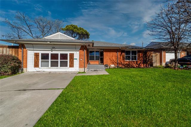 Building Photo - 2605 San Medina Ave