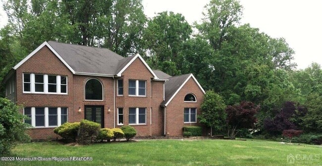 Building Photo - 7 Clover Hill Rd