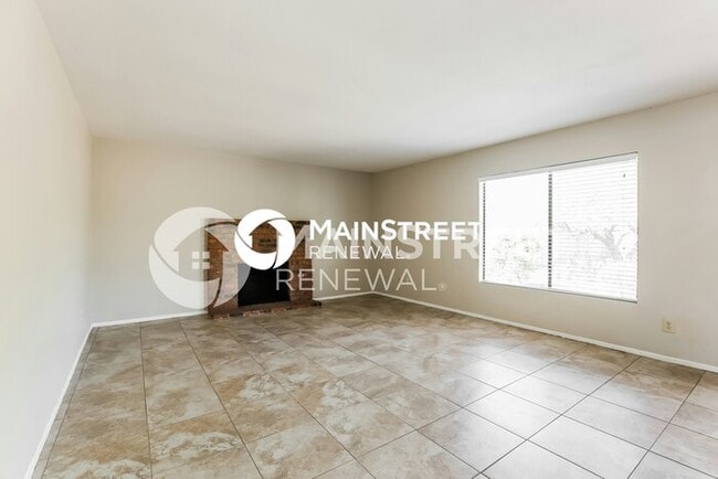 Building Photo - 12022 S Mandan St