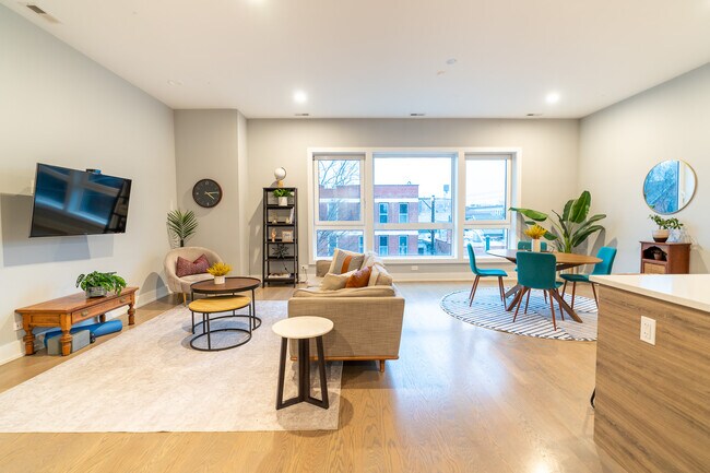 Living Room - 730 W 17th Pl