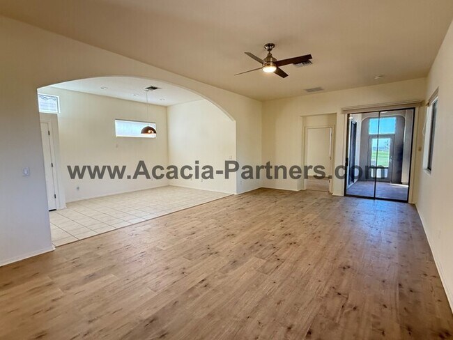 Foto del edificio - Gated Two Bedroom Home