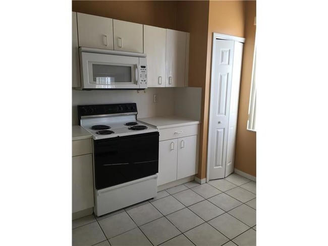Foto del edificio - 2320 NW 162nd Way